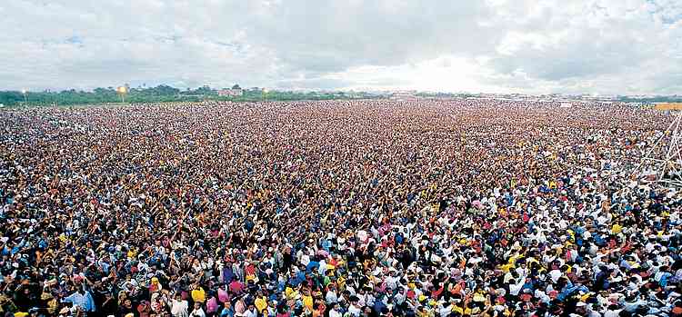 Lagos Millennium Campaign in 2000 with 1,6 Million People in one Meeting