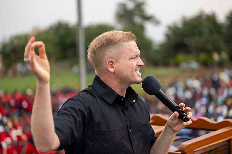 Evangelist Brady Liette