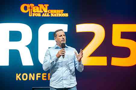 Andres Bisonni at the Fire25
