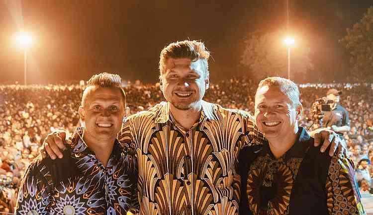 Les évangélistes Robert Enge et Randy Roberts ont prêché à Chipata, et ont été rejoints par l’évangéliste Daniel Kolenda le quatrième soir.