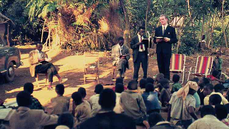 Evangelist Reinhard Bonnke founded Christ for all Nations 1974