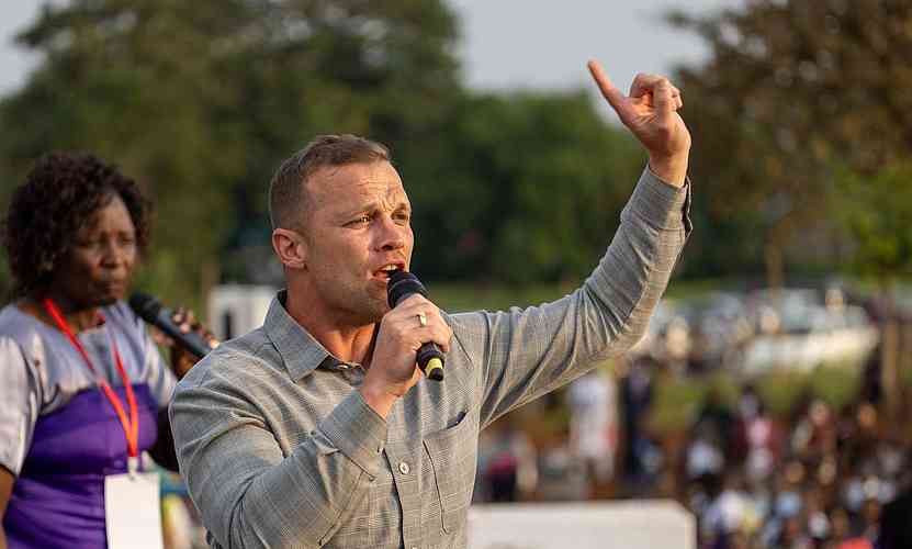 Evangelist Joe Turnbull