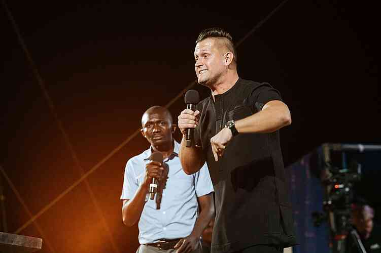Evangelist Rob Enge