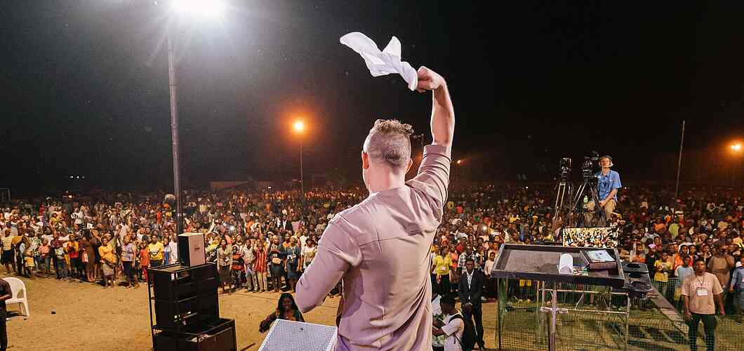 Evangelist Rob Enge