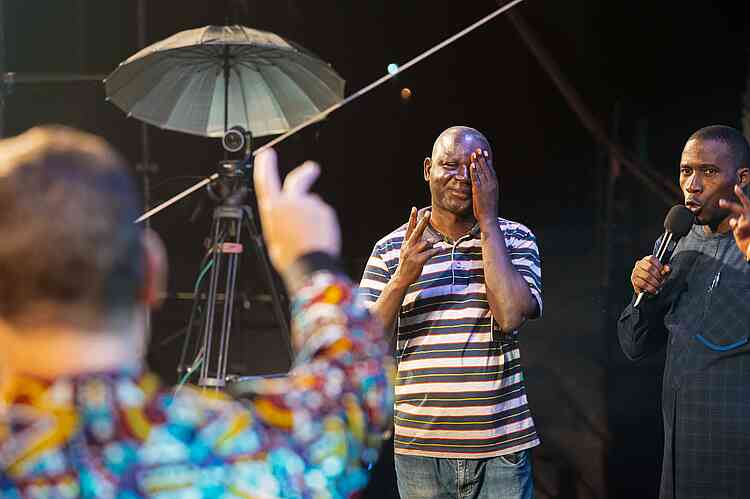 Antonio had a cyst inside his right eye since January this year, making him blind in that eye. During prayer, he laid his hands on his eye, and when Randy prayed, the cyst disappeared — and Antonio could see again. To test the healing, Randy had him cover his left eye and then showed him fingers from a distance. Antonio was able to count them perfectly!