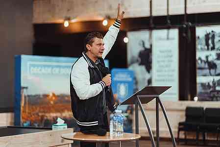 Evangelist Daniel Kolenda at the School of Evangelism in South Africa