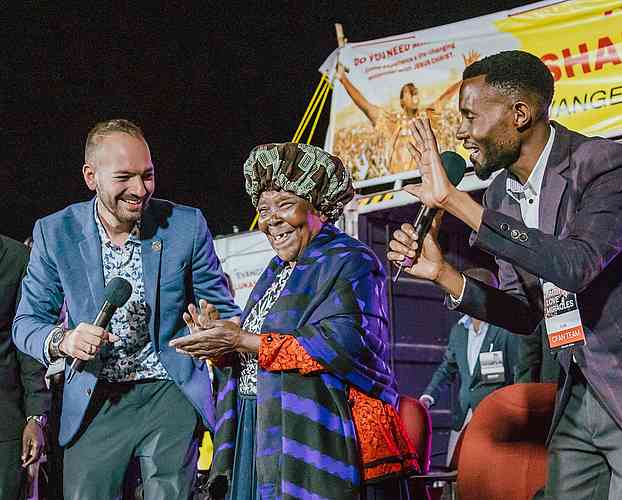 She said she had walked to the campaign with the help of a walking stick.